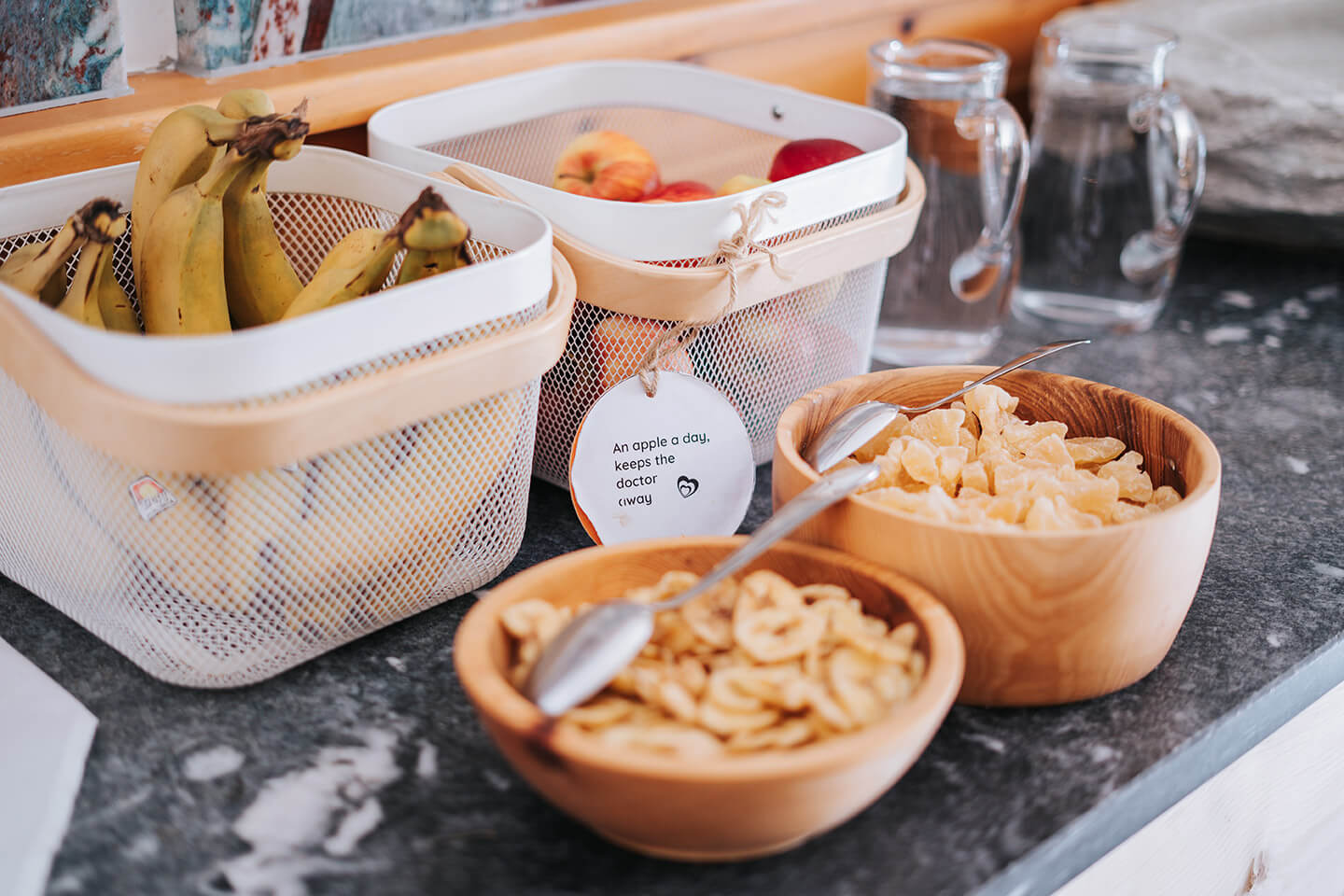 Frisches Obst und Snacks im Glemmtalerhof in Hinterglemm, perfekt für einen gesunden Start in den Tag.