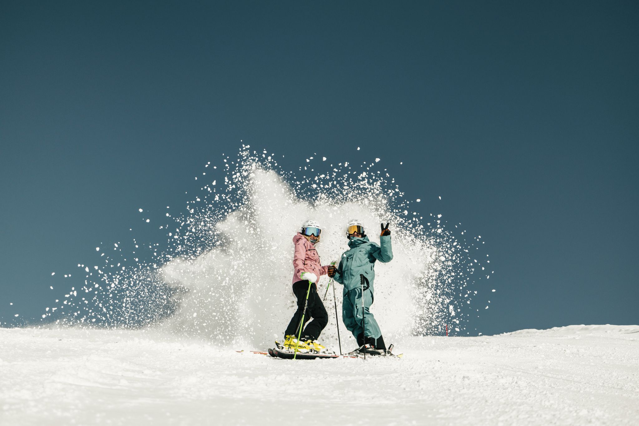 Skiers enjoy the fresh snow in the Glemmtal.