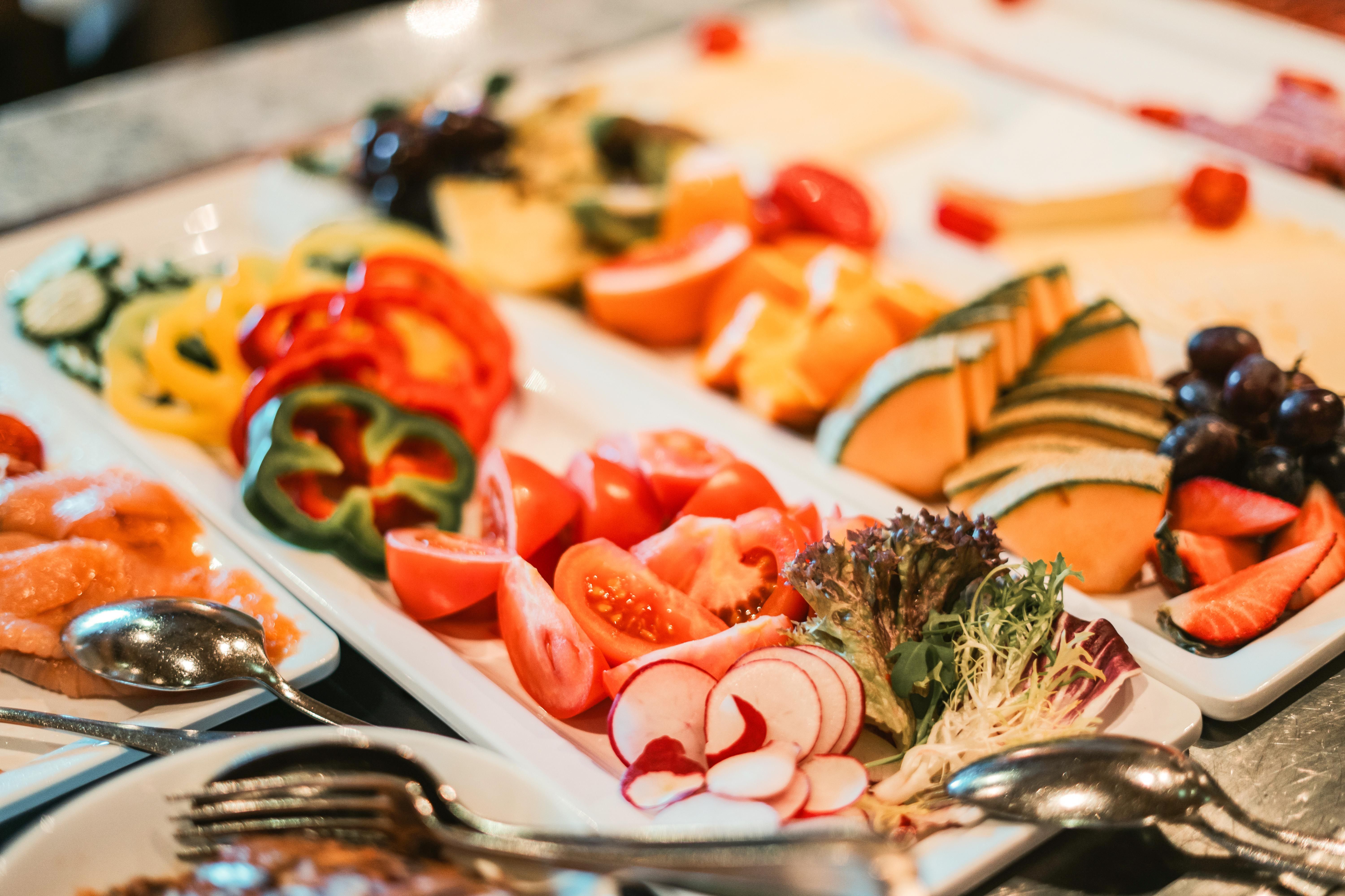 Variety of fresh vegetables and fruits on the buffet at Glemmtalerhof in Hinterglemm
