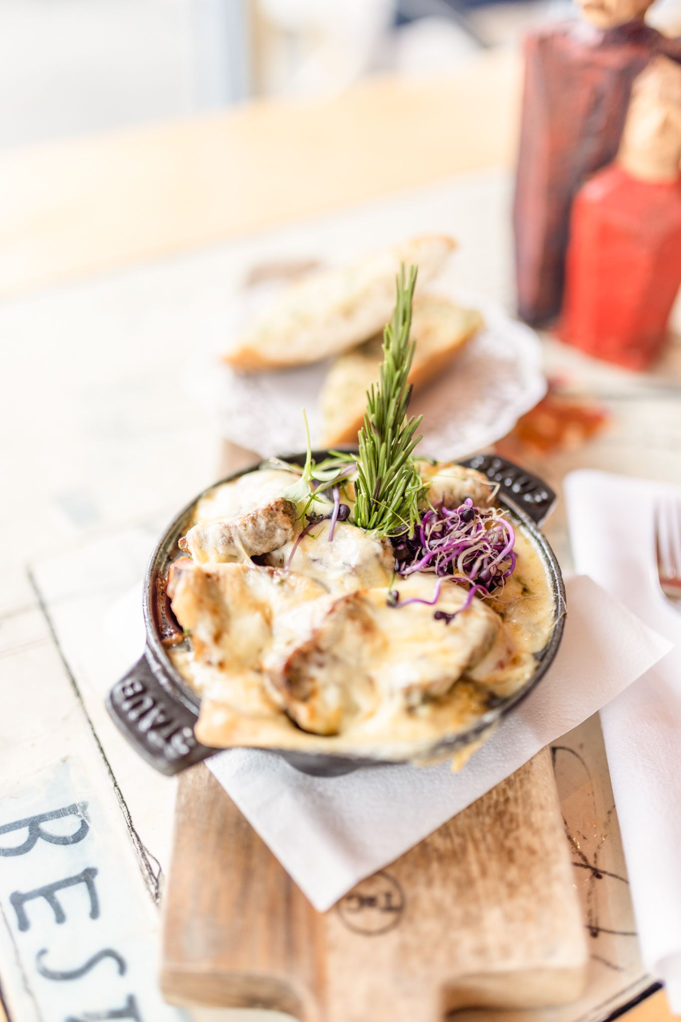 A delicious dish at Glemmtalerhof in Hinterglemm, served in a tasty pan.